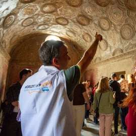 Pompeii Tour from Naples by Bus with Fast-Track Entry