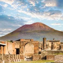 Excursão a Pompeia saindo de Nápoles com guia e bilhete
