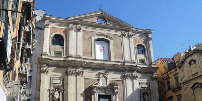 Kerk Santa Maria Donnaregina Nuova