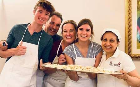 Sorrento: Pasta and Tiramisu Cooking Class with Wine