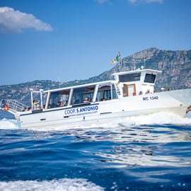 Tour en barco por Amalfi y Positano desde Nerano y Li Galli