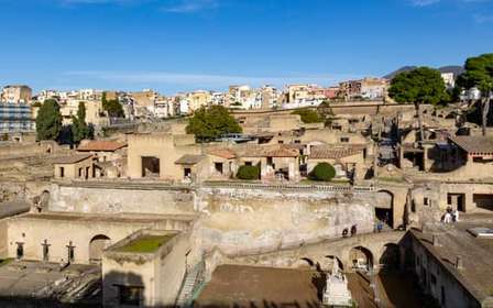 From Naples: Herculaneum skip the line - Shared Tour