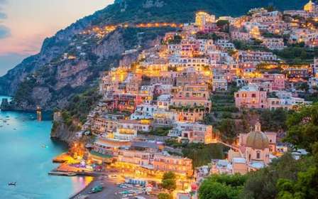 Amalfi Coast Tour by Minibus from Sorrento to Ravello
