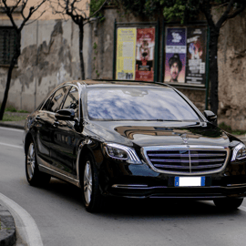 Naples: Shared Shuttle Transfer to Positano