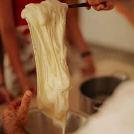 Amalfi: Aula de culinária com massas, mussarela e tiramisù