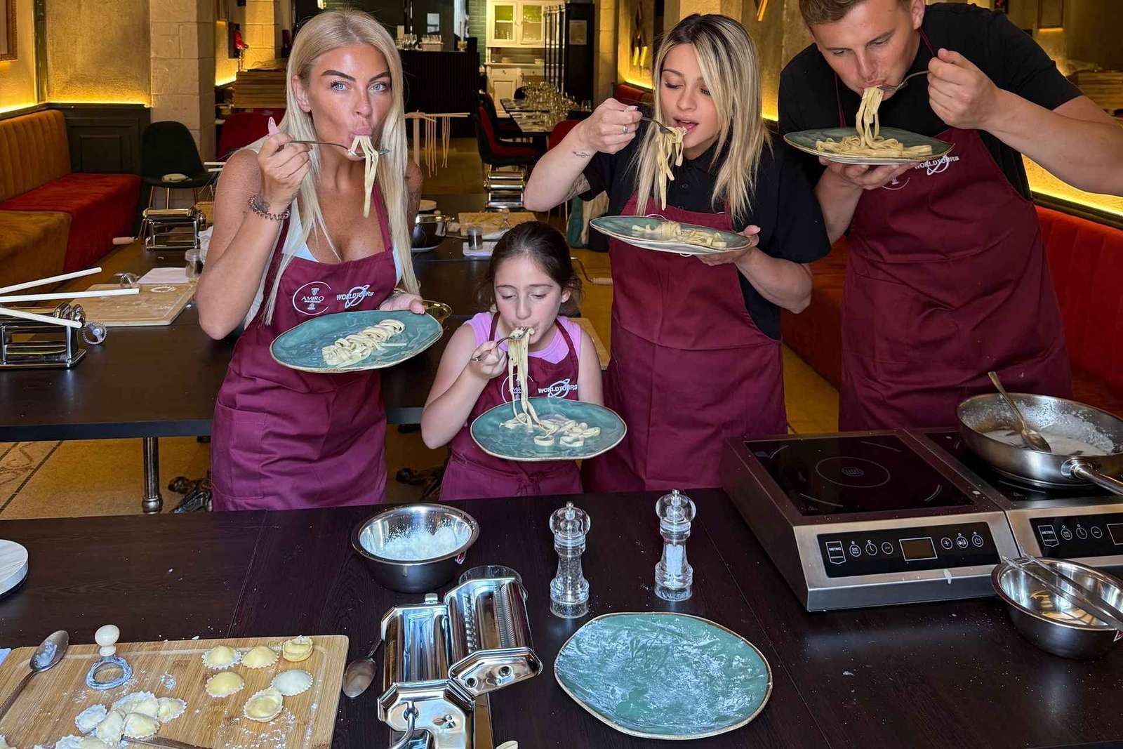 Napolitan Secrets: Pasta & Tiramisù Class for Food Lovers