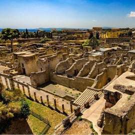 Herculaneum s archeologickým průvodcem a vstupenkou