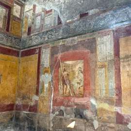 From Naples: Pompeii Guided Tour with Skip-the-Line Tickets