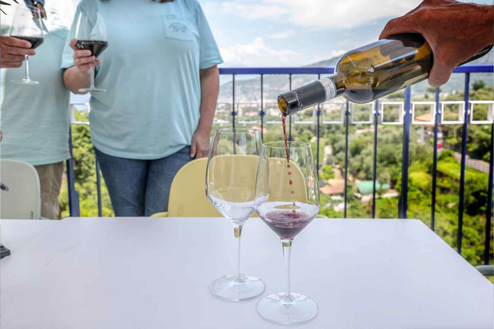 5 Degustaciones de Vino con Productos Típicos en la Costa Sorrentina