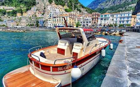 Amalfi Coast Full-Day Boat Trip from Sorrento to Positano