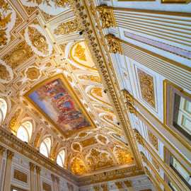 Caserta: Hidden Gems of Royal Palace Small Group Tour