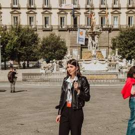 Naples : Visite en petit groupe du palais royal et des quartiers espagnols