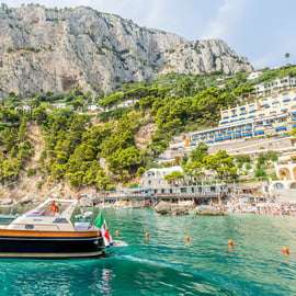 Rejs z Sorrento na Capri: mała łódź i snorkeling