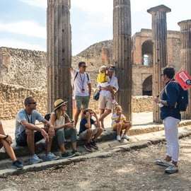 Sorrento: tour de día completo a Pompeya y al Monte Vesubio