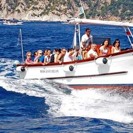 Capri: Island Boat Tour with Blue Grotto Stop