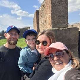 Pompeii: Skip-the-Line Private Tour for Kids and Families