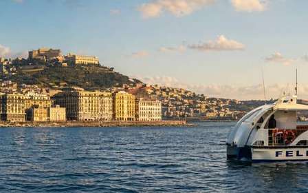 Naples Gulf Boat Tour from Borgo Marinari, Live Commentary