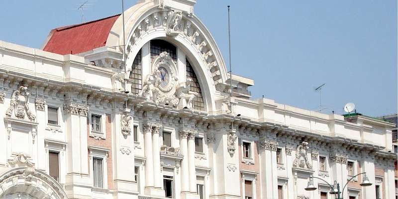 Palais de la gare Mergellina