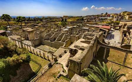 Pompeii, Herculaneum, & Vesuvius Full-Day Tour